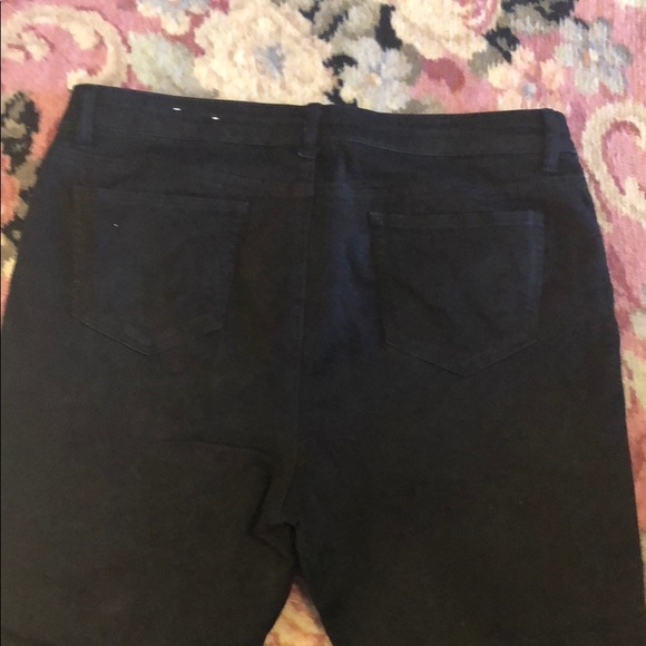 Jeans - Picture 3 of 3